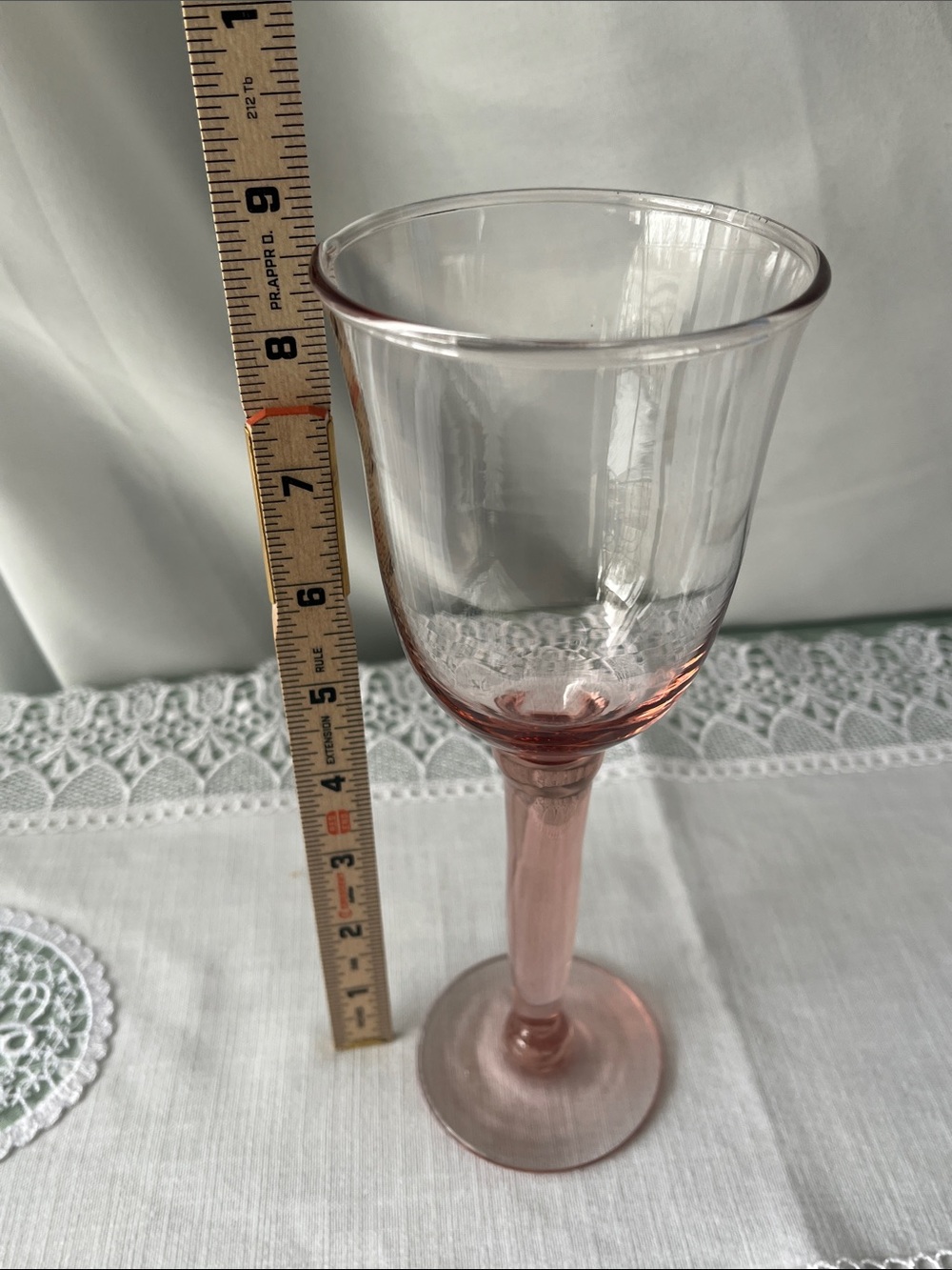 Vintage Hand-Blown Blush Pink Stemmed Wine Glasses - Set of 6 Approx 8 3/4” - Picture 4 of 4